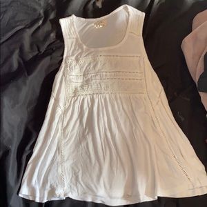 White O’NEILL tank top